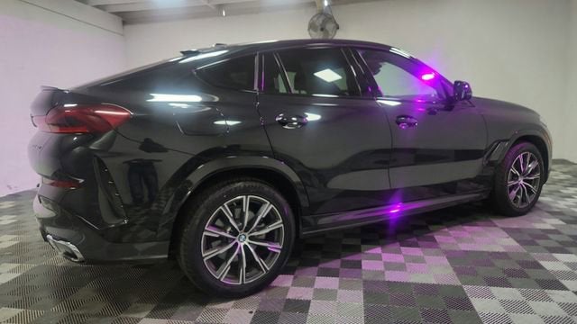 2025 BMW X6 xDrive40i