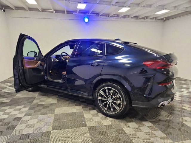 2025 BMW X6 xDrive40i