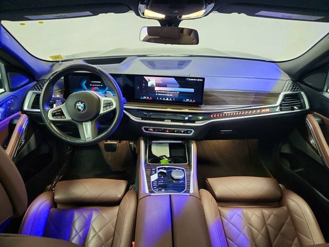 2025 BMW X6 xDrive40i
