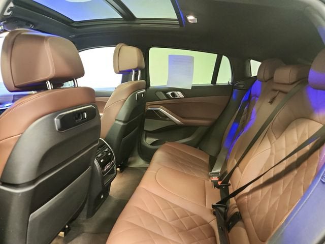 2025 BMW X6 xDrive40i