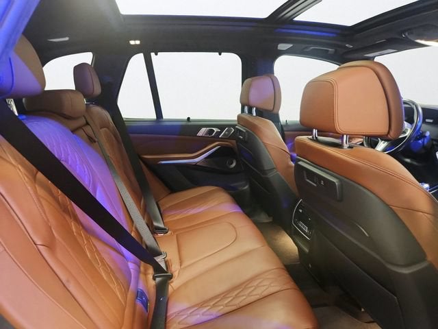 2022 BMW X5 M50i