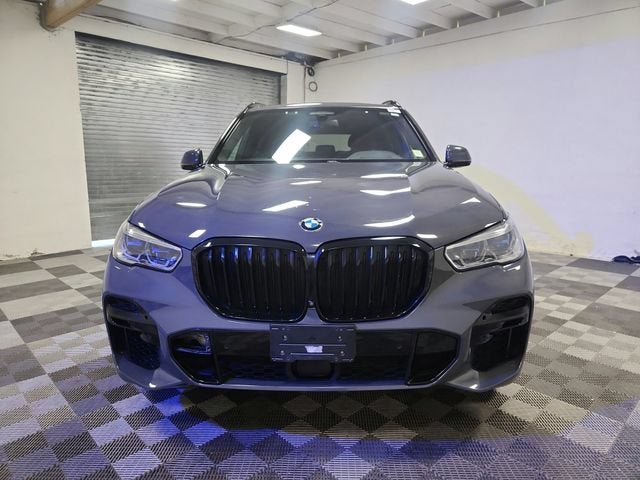 2022 BMW X5 M50i