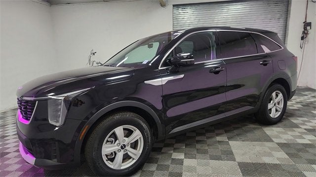 2025 Kia Sorento LX