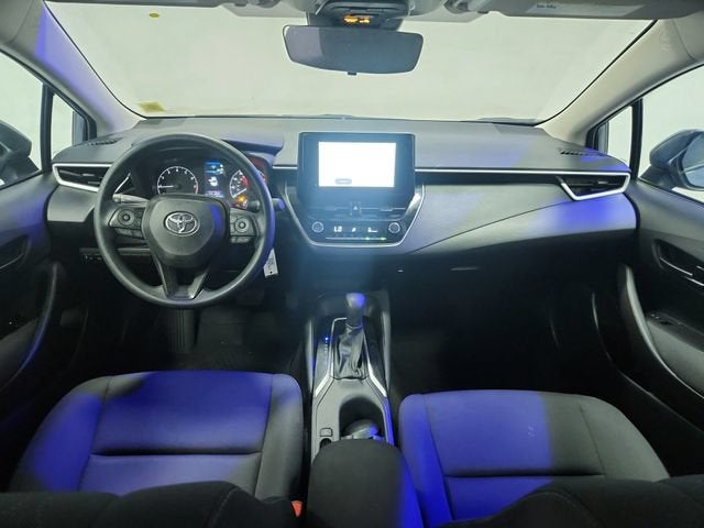 2025 Toyota Corolla LE - Photo 17