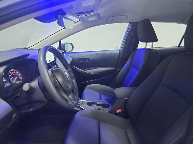 2025 Toyota Corolla LE - Photo 9