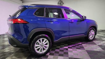 2025 Toyota Corolla Cross LE