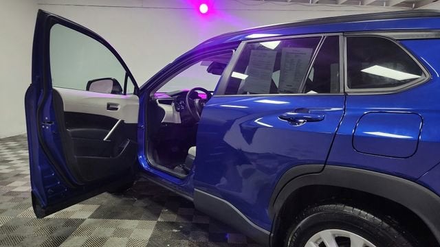 2025 Toyota Corolla Cross LE