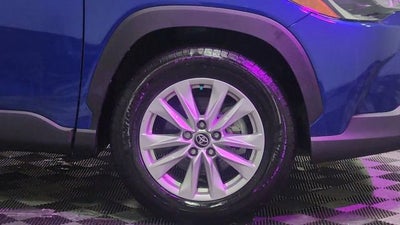2025 Toyota Corolla Cross LE