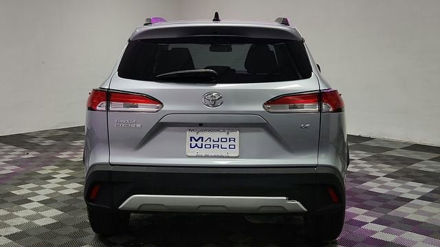 2025 Toyota Corolla Cross LE