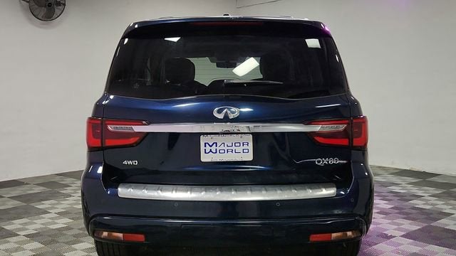 2024 INFINITI QX80 LUXE