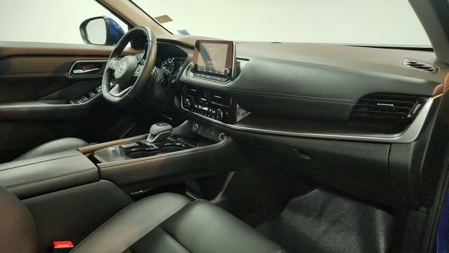 2021 Nissan ROGUE Base