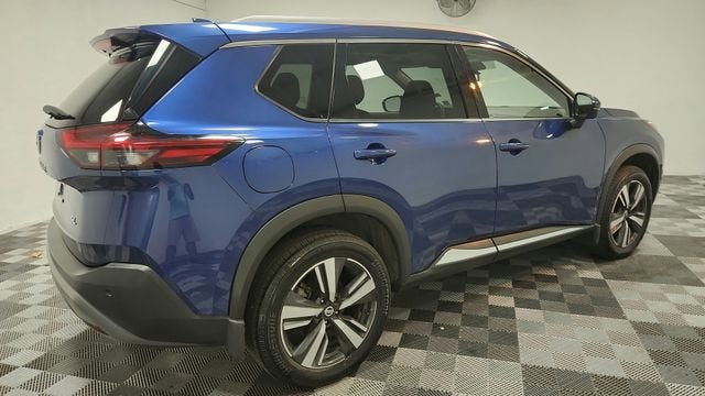 2021 Nissan ROGUE Base