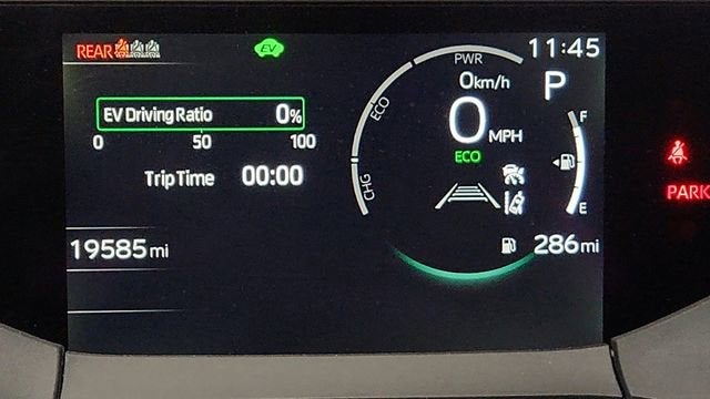 2025 Toyota Prius LE