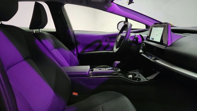 2025 Toyota Prius LE