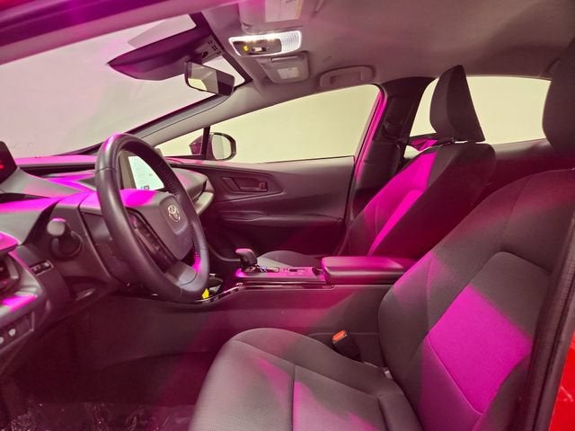 2025 Toyota Prius LE