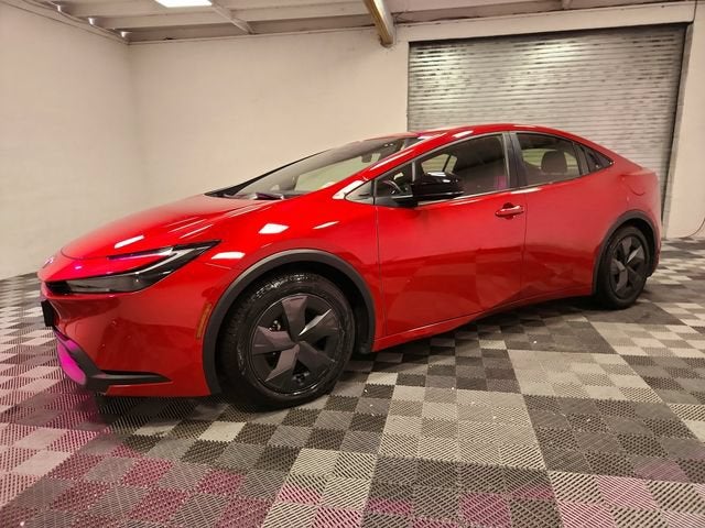 2025 Toyota Prius LE