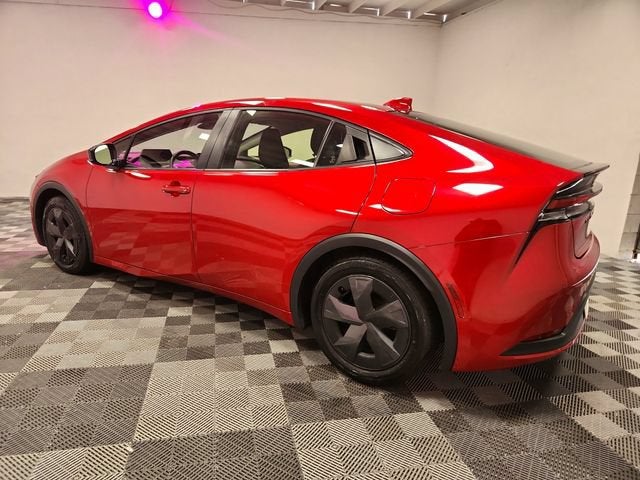 2025 Toyota Prius LE