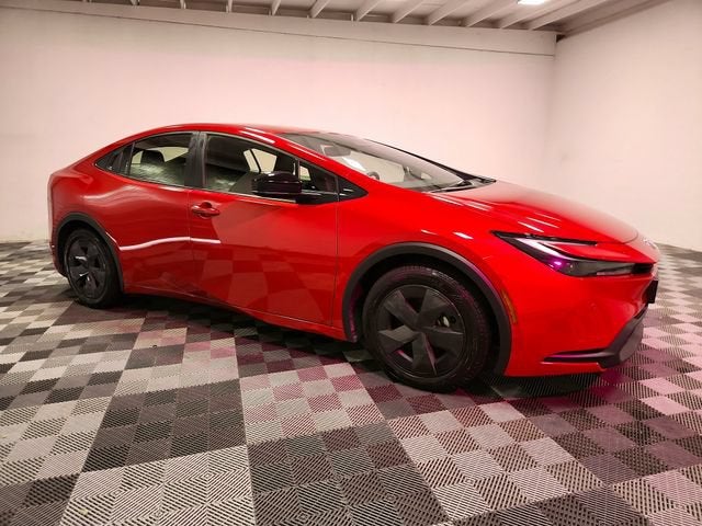 2025 Toyota Prius LE
