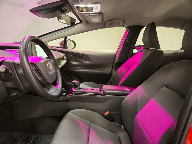 2025 Toyota Prius LE