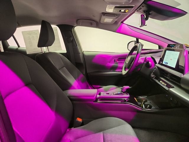 2025 Toyota Prius LE