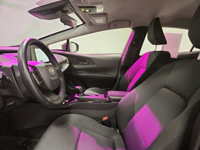 2025 Toyota Prius LE