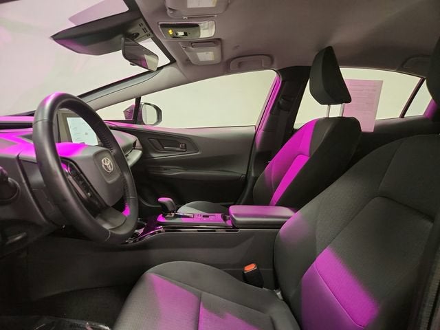 2025 Toyota Prius LE