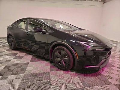 2025 Toyota Prius LE