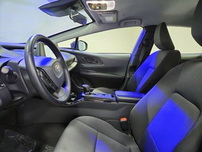 2025 Toyota Prius LE