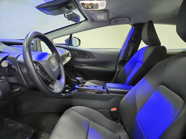 2025 Toyota Prius LE