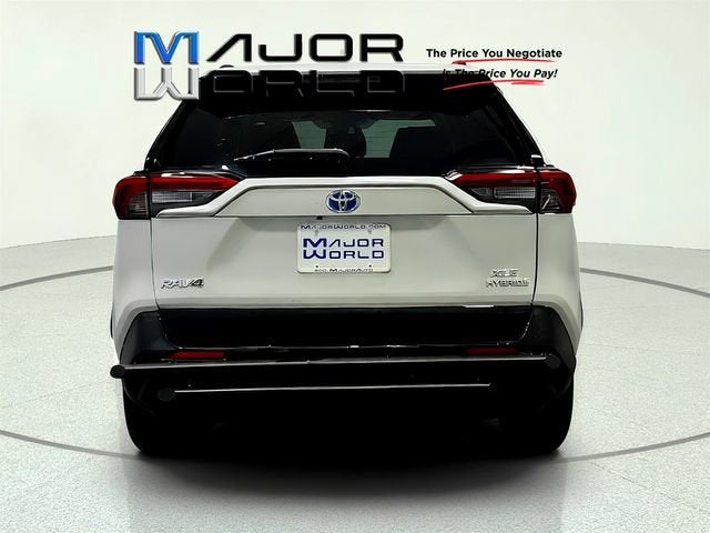 2021 Toyota RAV4 Hybrid LE