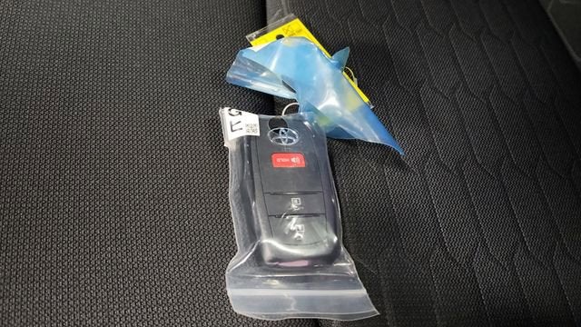 2025 Toyota Corolla Hatchback SE