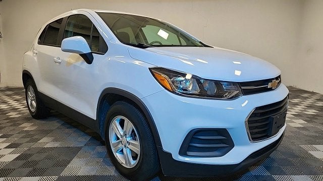 Used 2021 Chevrolet Trax LS with VIN KL7CJKSB3MB318142 for sale in Long Island City, NY