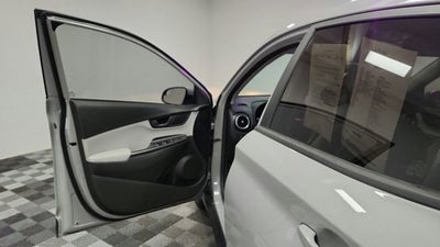 2022 Hyundai Kona SE