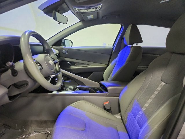 2021 Hyundai Elantra SE