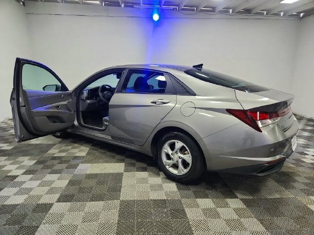 2021 Hyundai Elantra SE