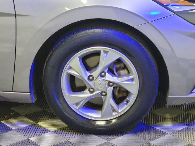 2021 Hyundai Elantra SE