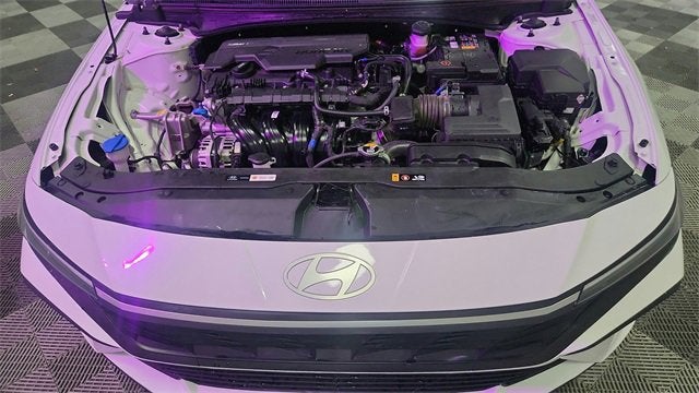 2025 Hyundai Elantra SE