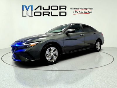 2025 Hyundai Elantra SE