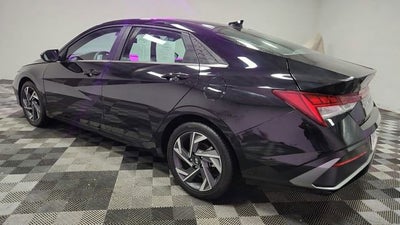 2025 Hyundai Elantra SEL Convenience