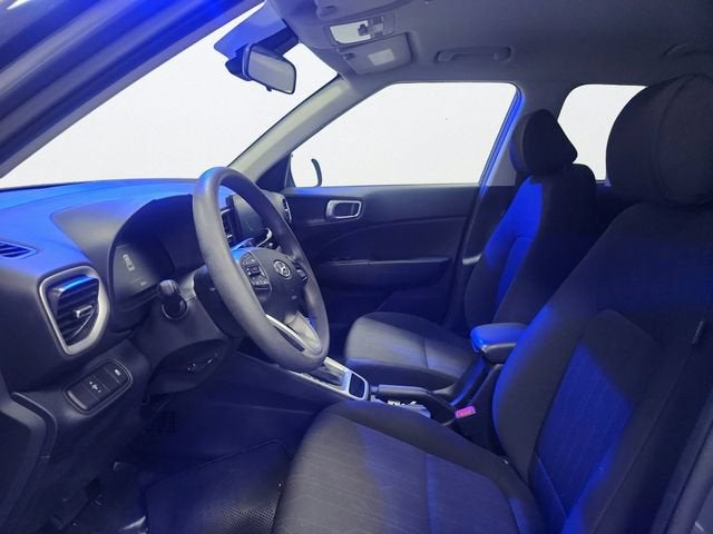 2025 Hyundai Venue SE