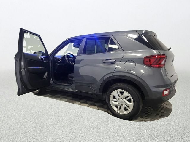 2025 Hyundai Venue SE