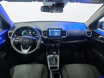 2025 Hyundai Venue SE