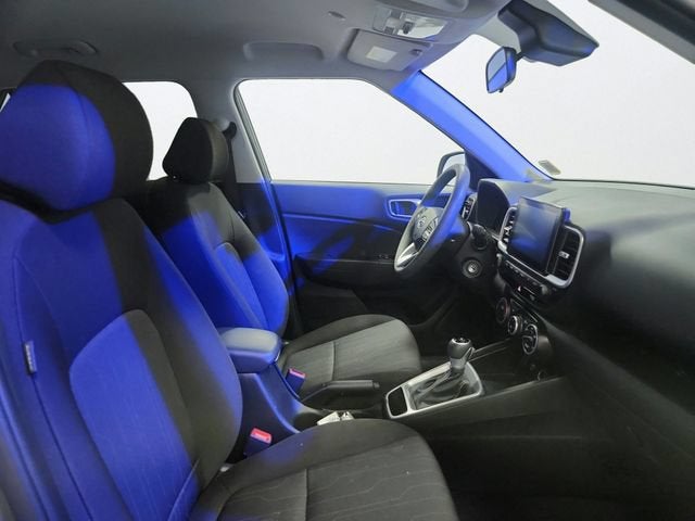 2025 Hyundai Venue SE