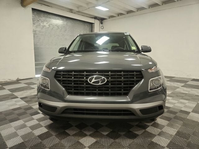 2025 Hyundai Venue SE