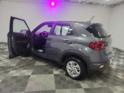 2026 Hyundai Venue SE