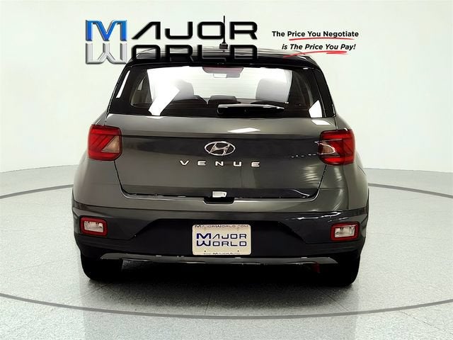 2026 Hyundai Venue SE