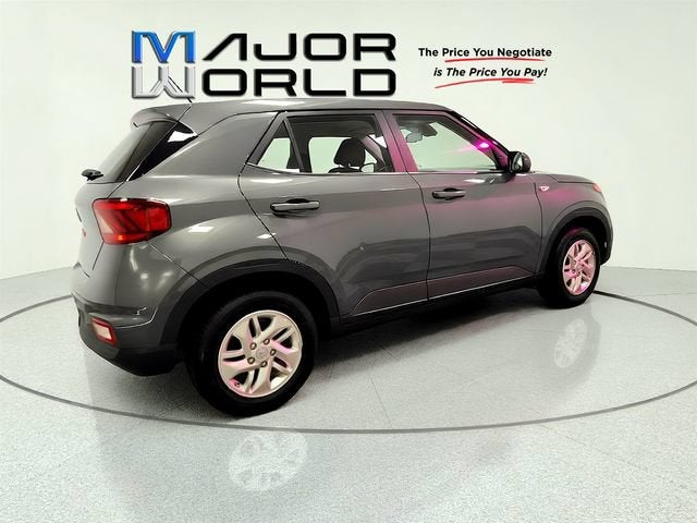 2026 Hyundai Venue SE