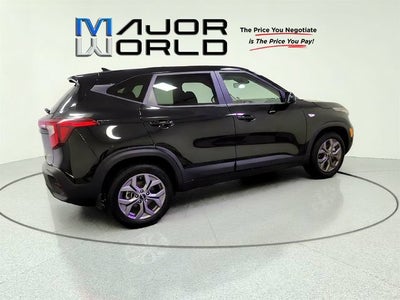 2025 Kia Seltos LX