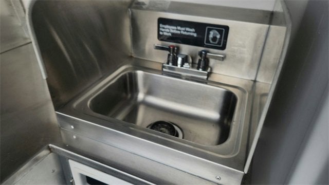 2022 Mercedes-Benz Sprinter Cargo Van Base