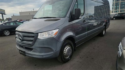 2022 Mercedes-Benz Sprinter Cargo Van Base